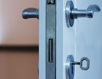 Urgent door unlocking Edinburgh